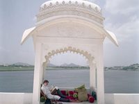  (2006)