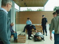   -7 (2019) -  6
