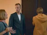   -7 (2019) -  33