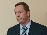   -7 (2019) -  44