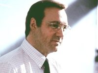   (2000) 
