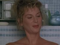 (1992) 
