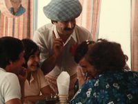   ׸  (1975)