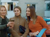   -4 (2018) -  12