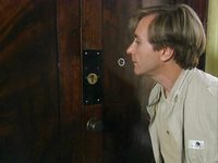    (2001) -  122