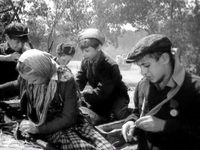  (1957) 
