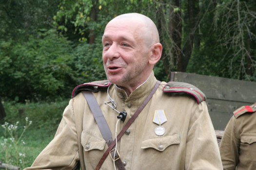  ! (2007)