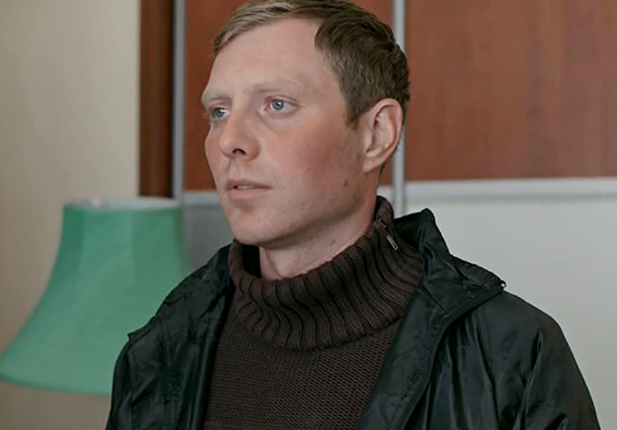  (2015)
