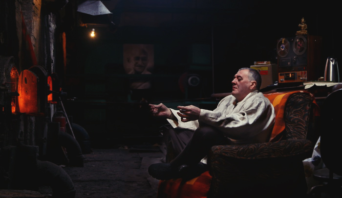  (2015)