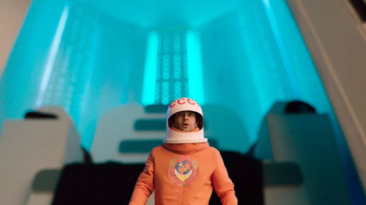  (2020)
