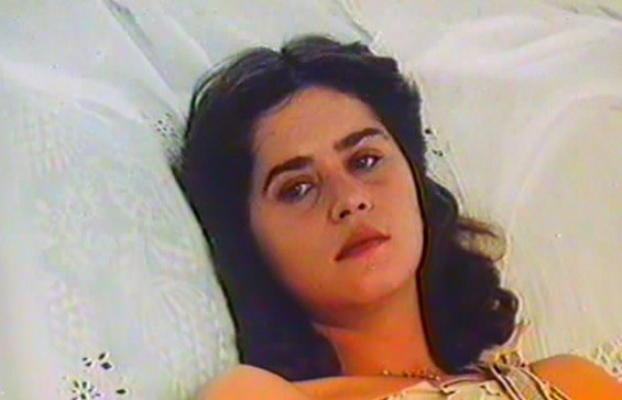 Постельная Сцена С Марией Шнайдер – Элле 1972 Постельная Сцена С Марией Шнайдер – Элле 1972