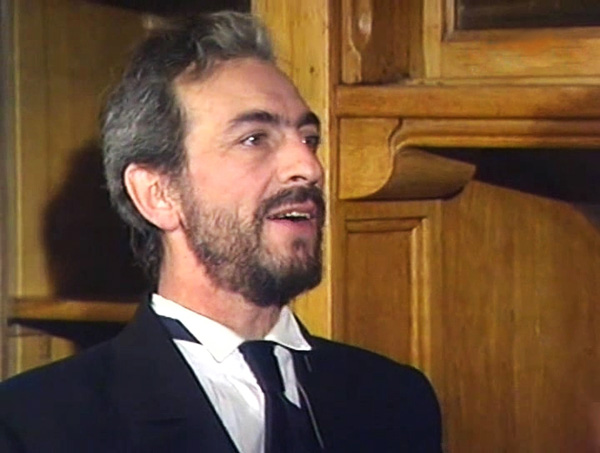    (1993)