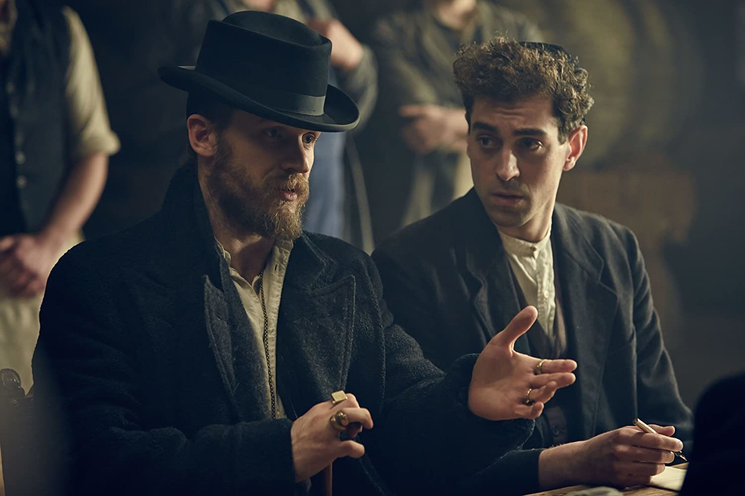 Острые козырьки Peaky Blinders