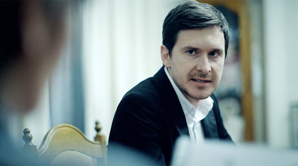   (2017)