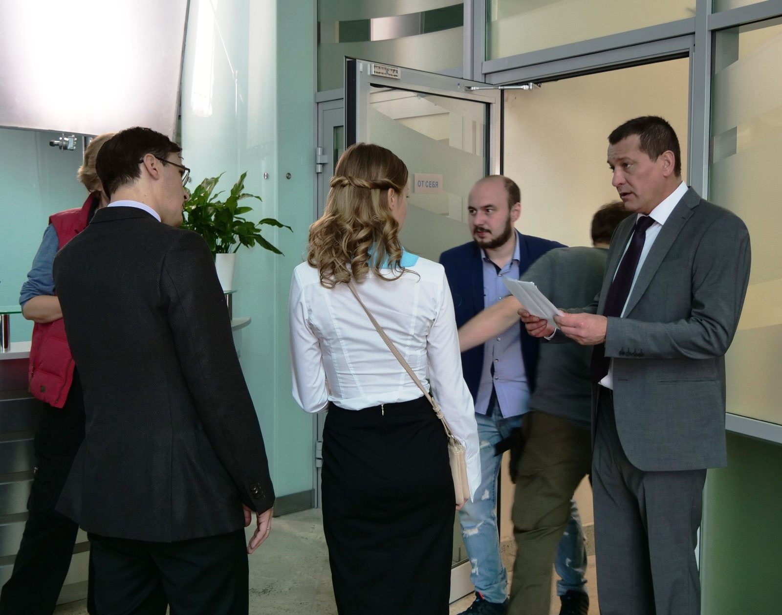     (2017)
