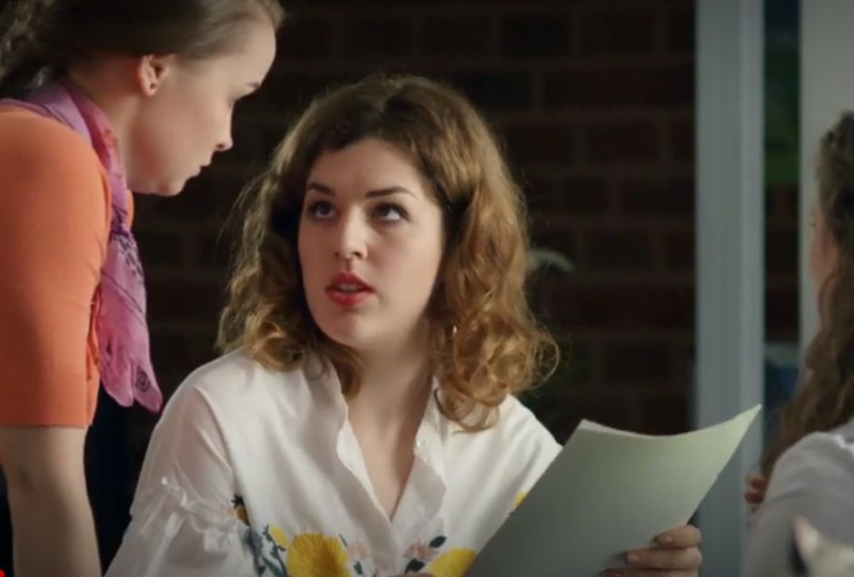   (2017)