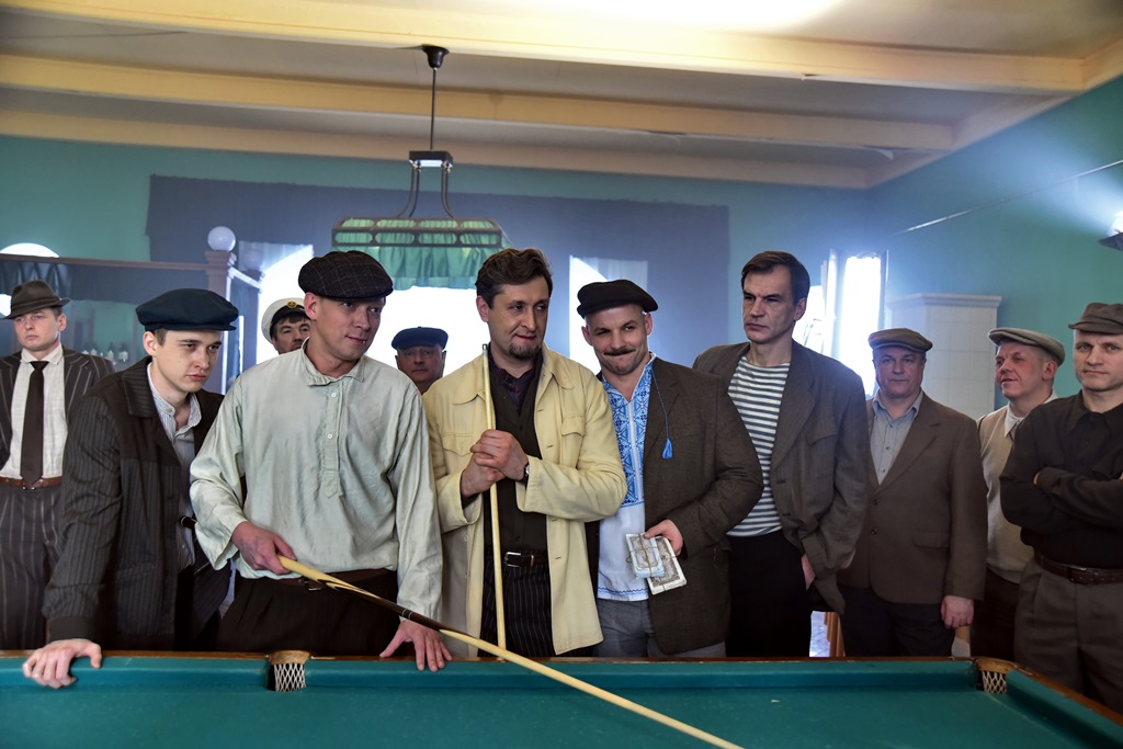  .    (2019)