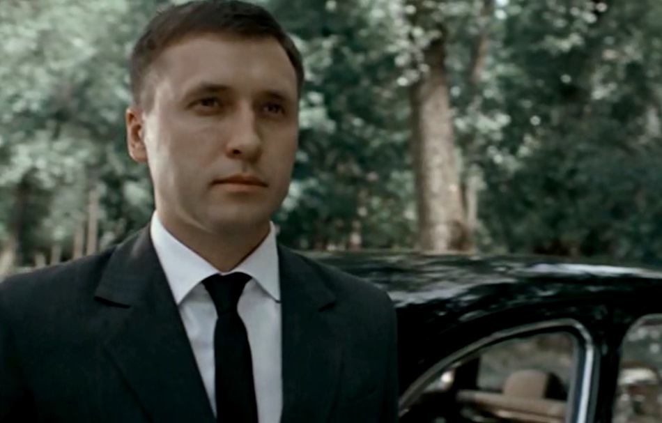  (2019)