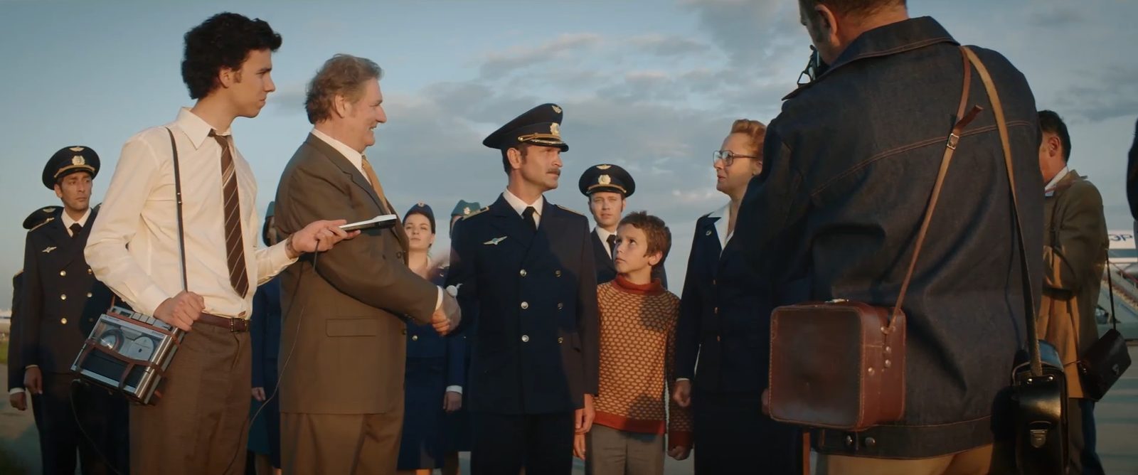  (2021)