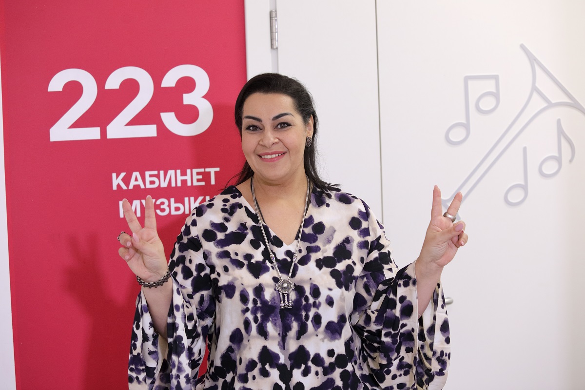  (2018)