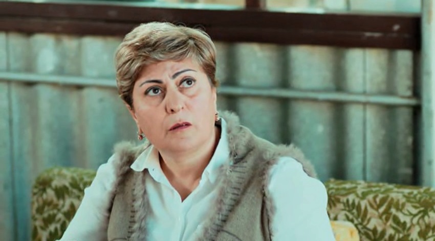  (2019)