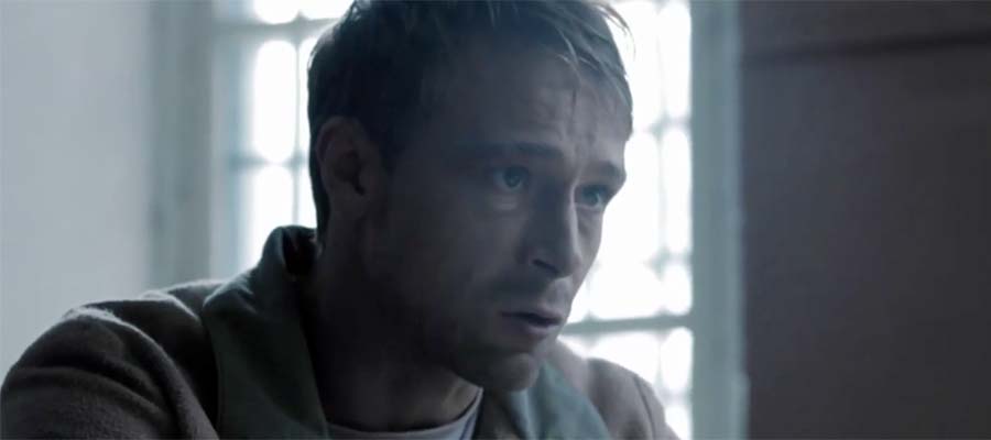  (2019)
