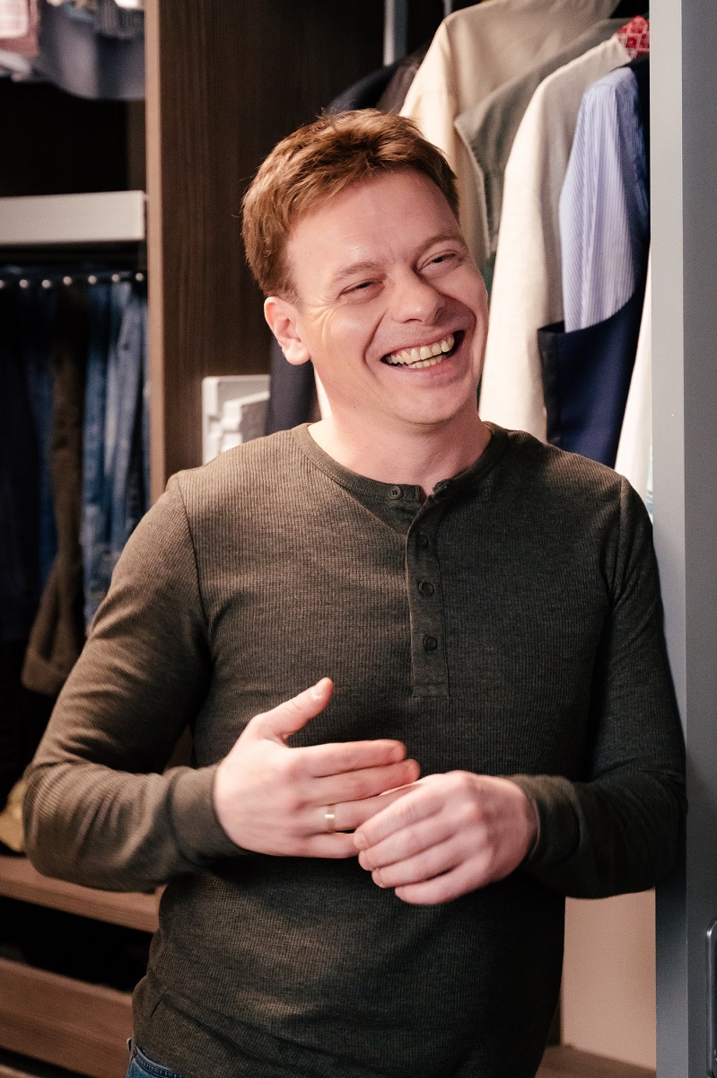  (2019)