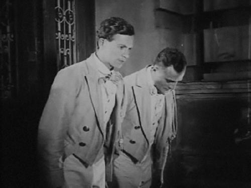   (1929)