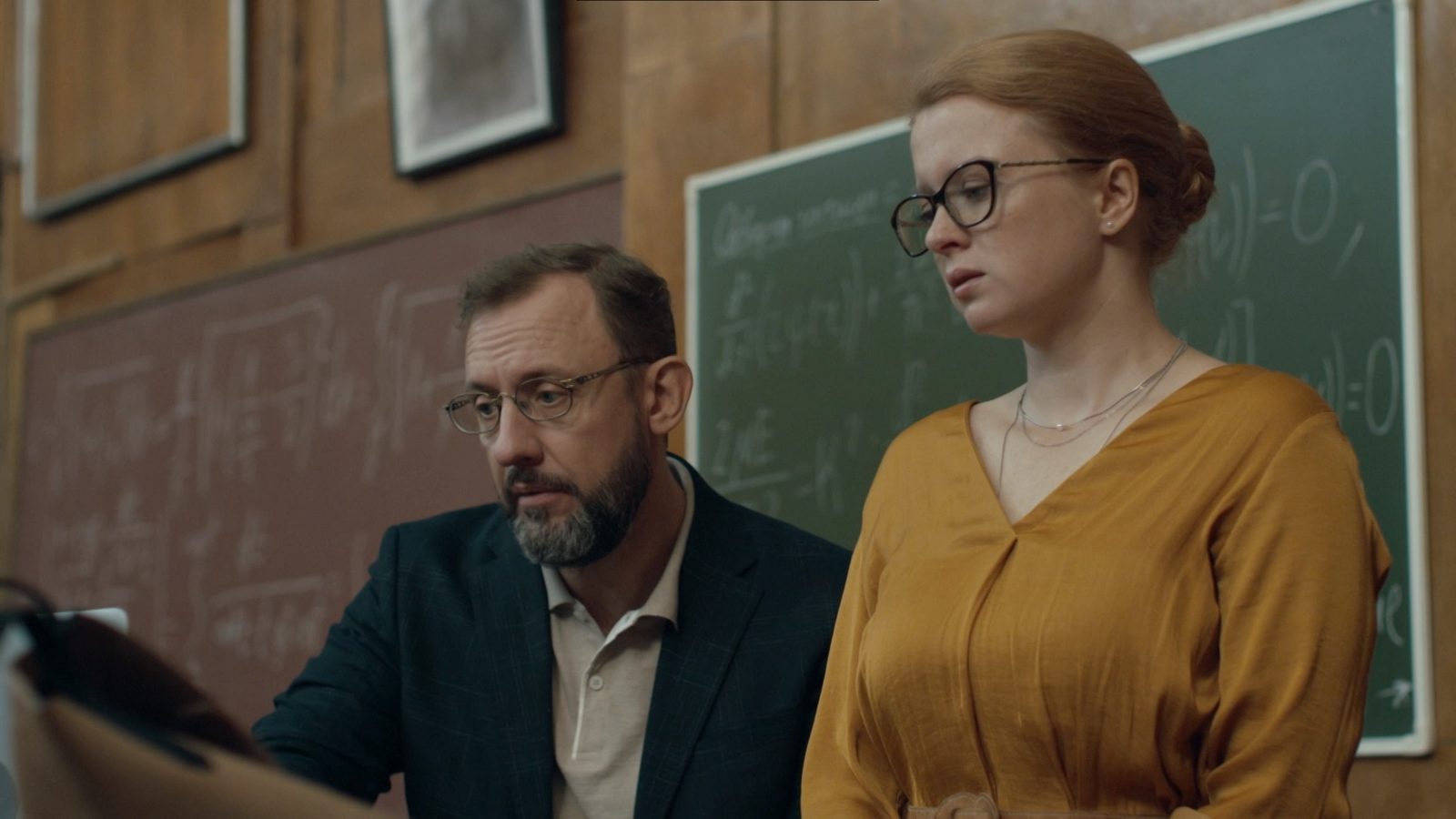  (2021)