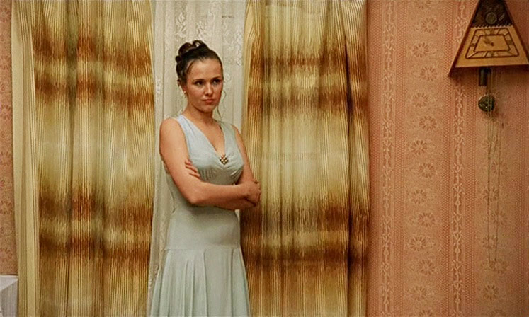 Елена Панова И Рената Литвинова В Купальниках – Граница - Таежный Роман 2000 Елена Панова И Рената Литвинова В Купальниках – Граница - Таежный Роман 2000