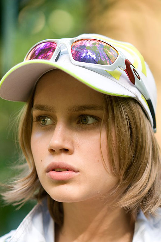  .    (2009)