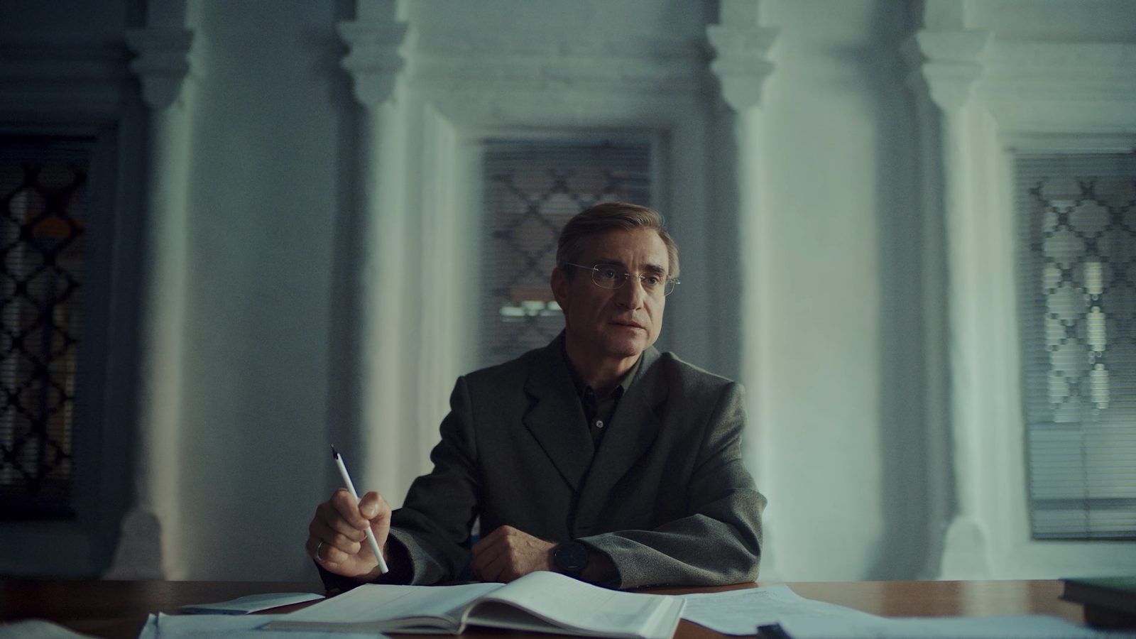  (2021)