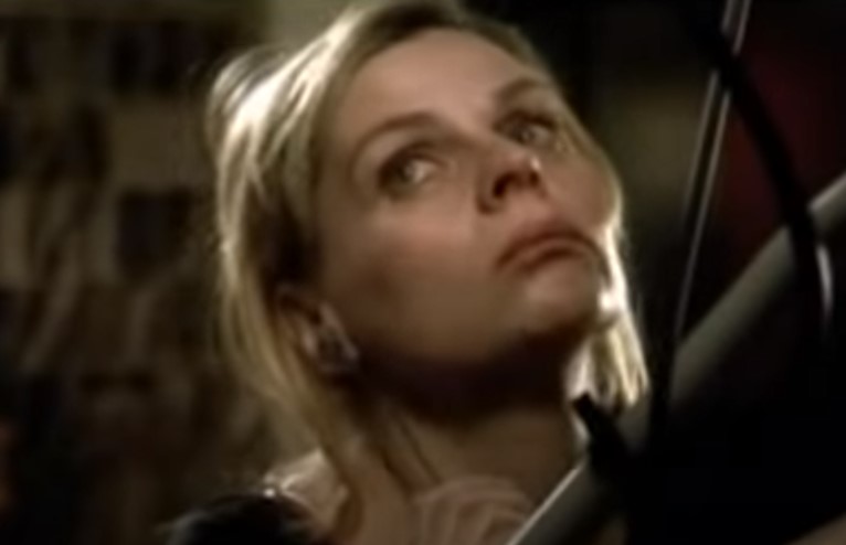   (2003)