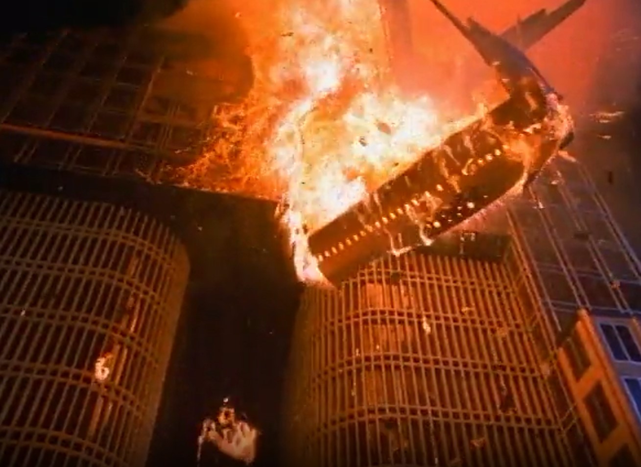  (2002)