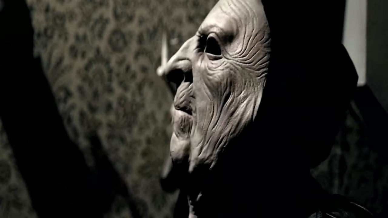 (2018)
