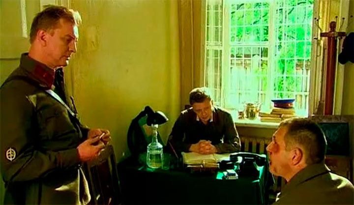   (2005)