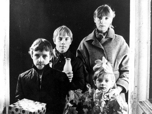   (1987)