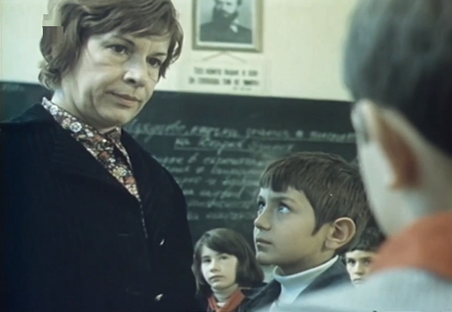     (1977)