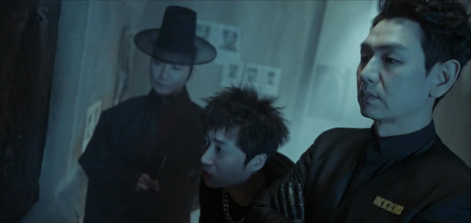  (2017)