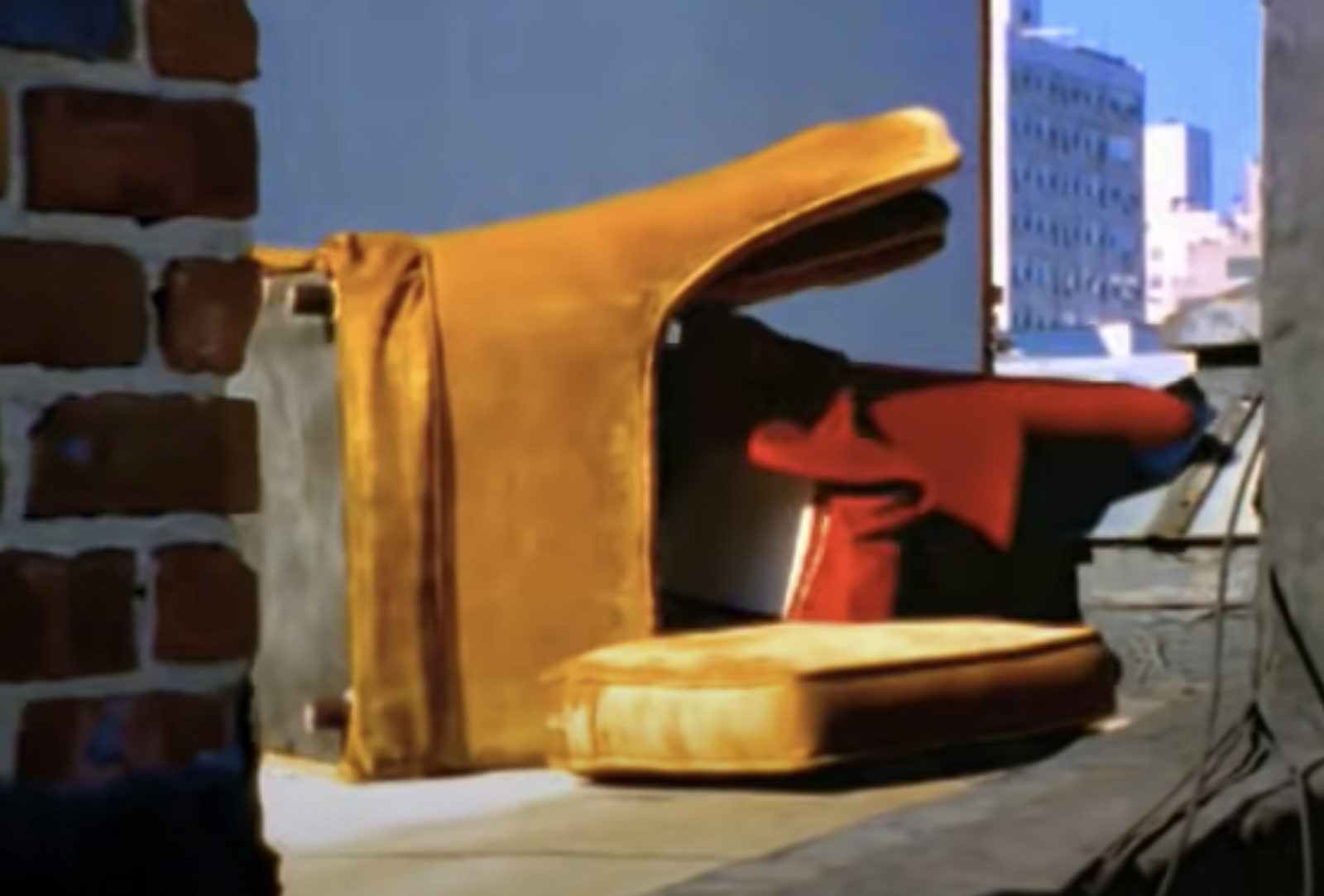    (2002)