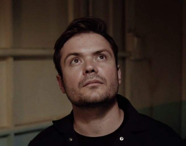   (2017)