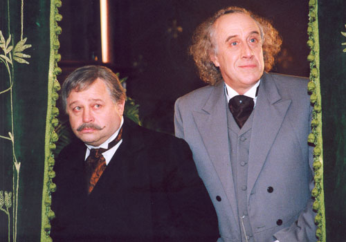   (2005)