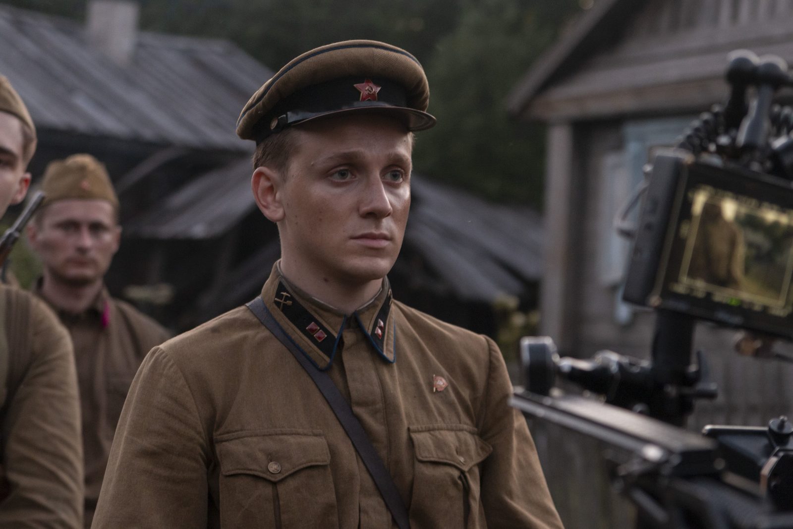 Про людей и про войну (фильм) (2025)