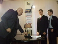  1 (2006) 
