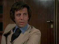  (1976) 
