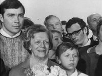     (1972)