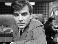    (1972) 
