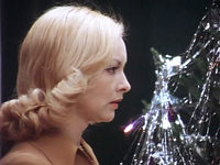  ,    ! (1975) 

