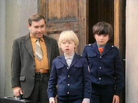   (1982)