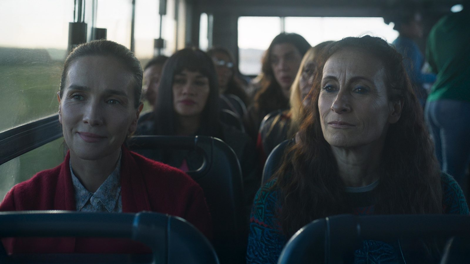 Женщина в очереди (2025)